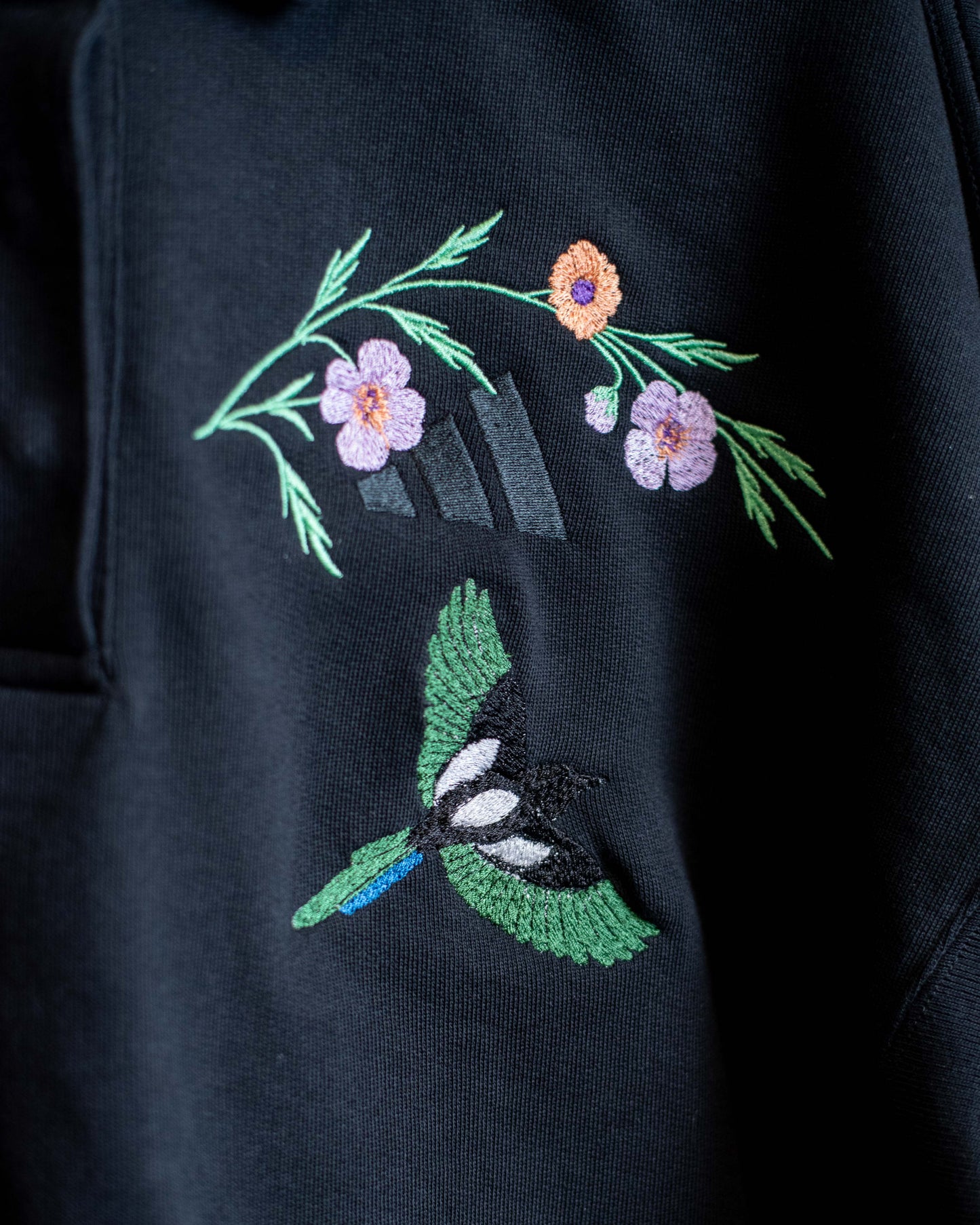 The Magpie and Monkey Top 🪶